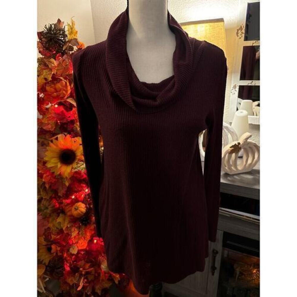 Rustic Royals long sleeve women’s top size medium